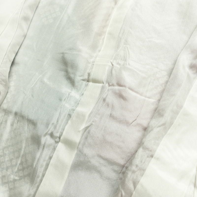 振袖 金駒刺繍 絞り 正絹 古典柄 袷仕立て 身丈168.5cm 裄丈68cm リサイクル着物 着物 刺繍 箔 成人式 二十歳 二十歳の集い フォーマル 赤紫 紫・藤色_画像18