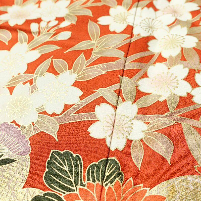 振袖 良品 金駒刺繍 トールサイズ 正絹 花柄 袷仕立て 身丈178.5cm 裄丈71.5cm リサイクル着物 着物 箔 成人式 二十歳 二十歳の集い フォーマル 紅葉 松 菊 桜 橙_画像9