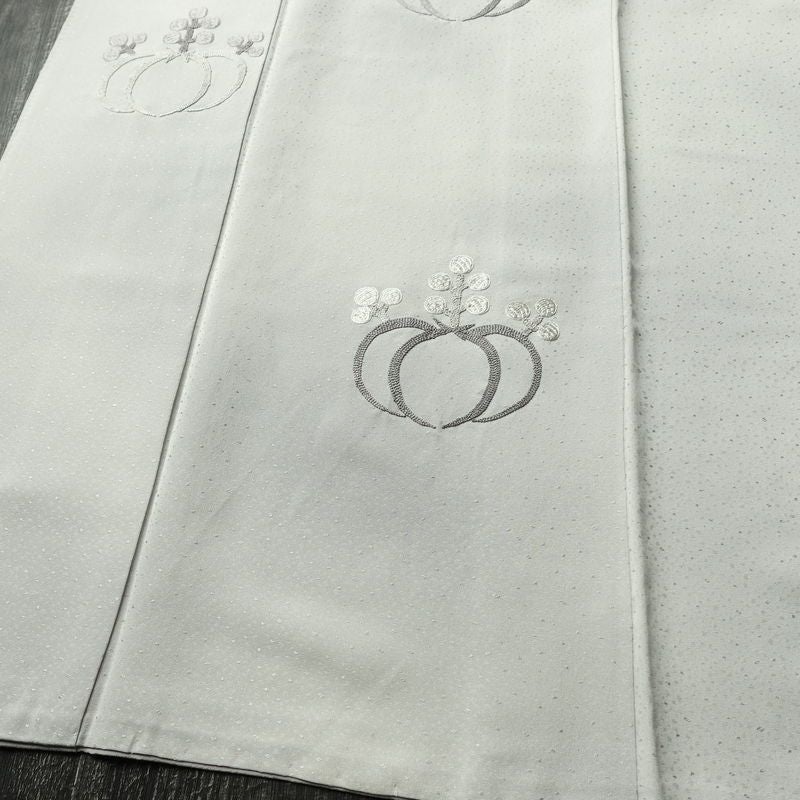 付け下げ 正絹 古典柄 袷仕立て 身丈158cm 裄丈62.5cm リサイクル着物 着物 刺繍 フォーマル グレー_画像4