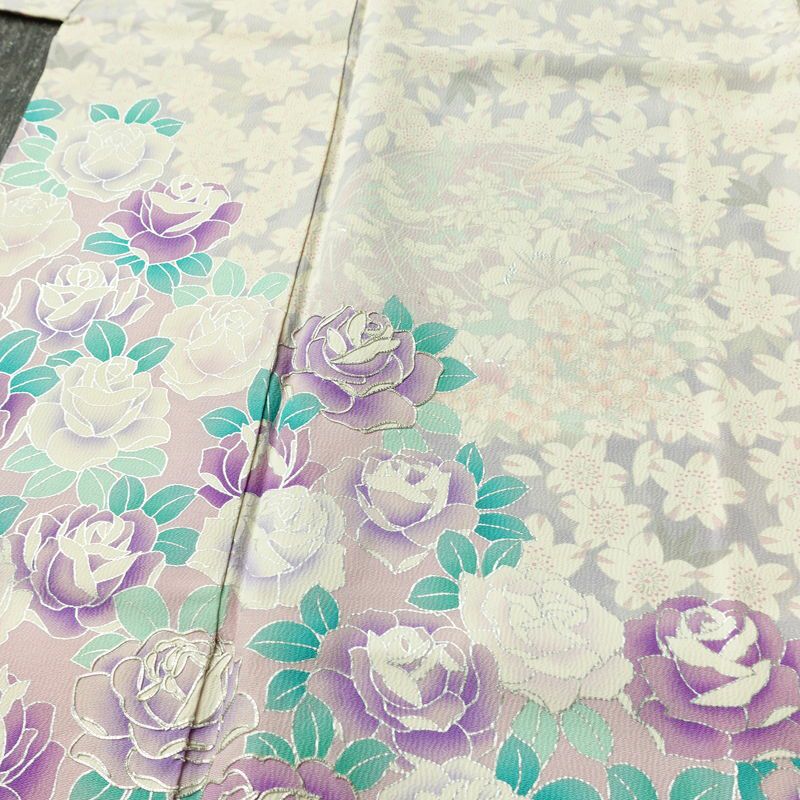 振袖 縮緬 正絹 花柄 銀駒刺繍 袷仕立て 身丈157.5cm 裄丈63cm リサイクル着物 着物 銀彩 成人式 二十歳 二十歳の集い フォーマル 紫・藤色_画像8