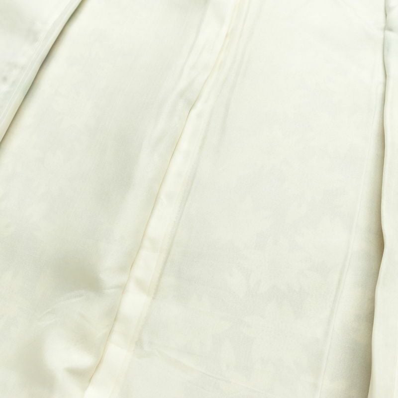 振袖 縮緬 正絹 花柄 銀駒刺繍 袷仕立て 身丈157.5cm 裄丈63cm リサイクル着物 着物 銀彩 成人式 二十歳 二十歳の集い フォーマル 紫・藤色_画像19