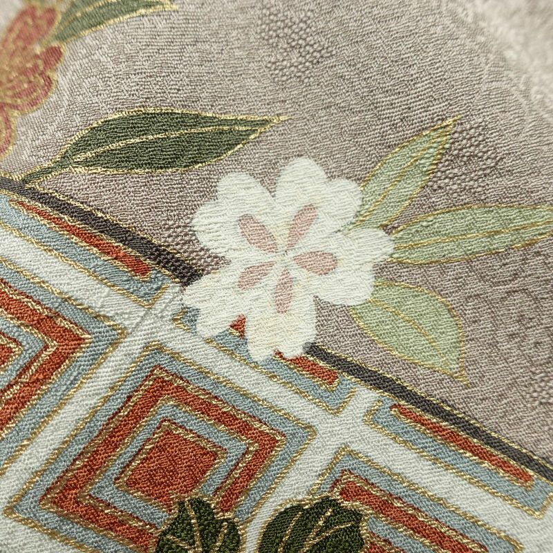 訪問着 一つ紋付き 正絹 古典柄 袷仕立て 身丈162cm 裄丈64cm リサイクル着物 着物 金彩 入学式 卒業式 七五三 お宮参り フォーマル 紫・藤色_画像12