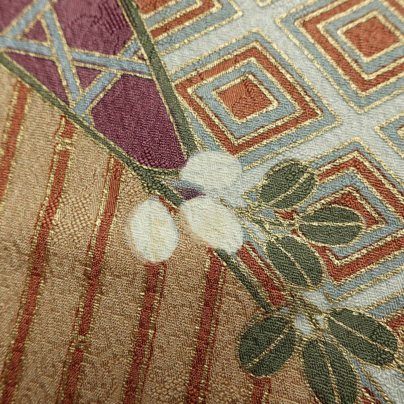 訪問着 一つ紋付き 正絹 古典柄 袷仕立て 身丈162cm 裄丈64cm リサイクル着物 着物 金彩 入学式 卒業式 七五三 お宮参り フォーマル 紫・藤色_画像13