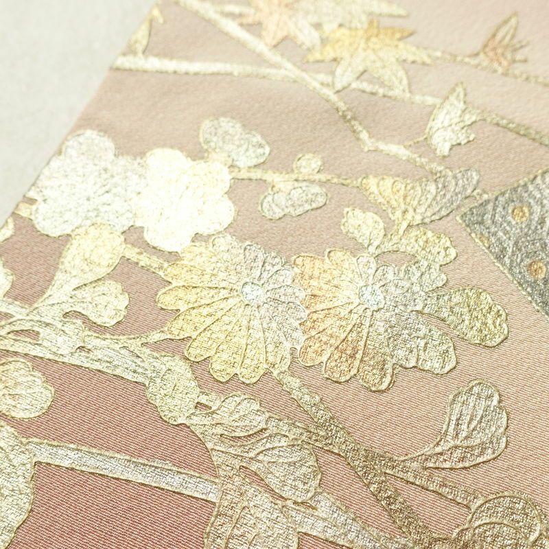 色留袖 良品 和田光正 落款入り 縮緬 一つ紋付き 正絹 花柄 袷仕立て 身丈158cm 裄丈64cm リサイクル着物 着物 箔 共八掛 結婚式 フォーマル 扇面 菊 ピンク_画像10