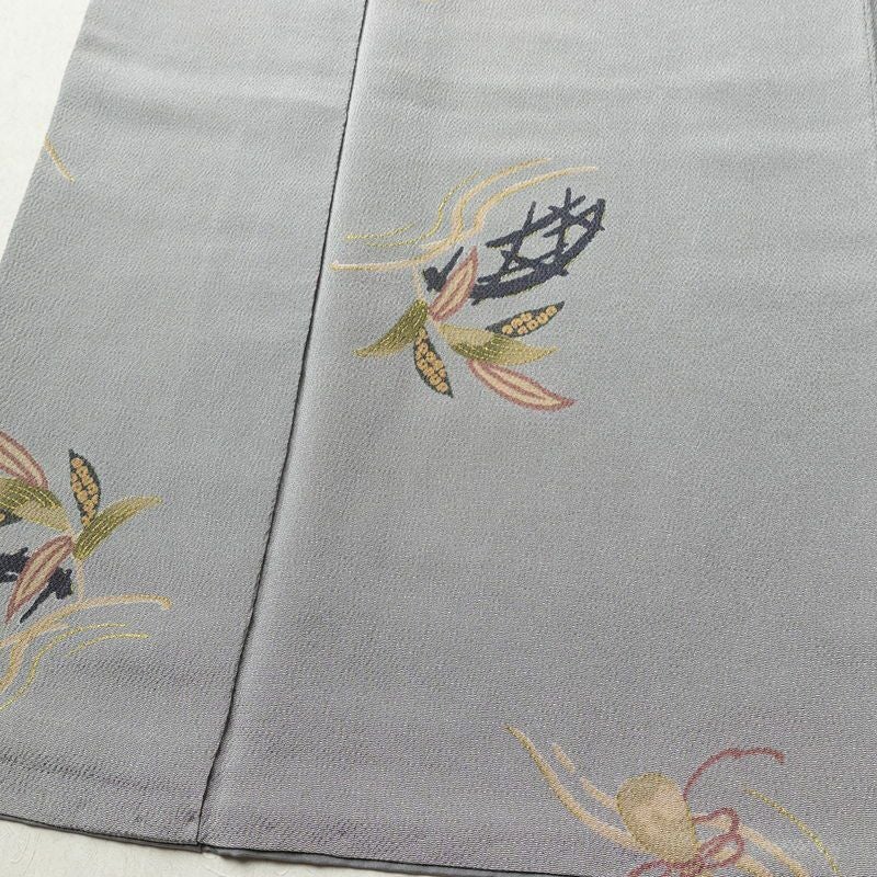 小紋 縮緬 正絹 古典柄 袷仕立て 身丈153.5cm 裄丈63cm リサイクル着物 着物 金彩 グレー_画像4