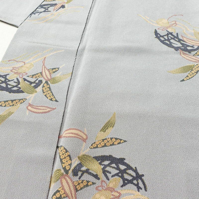 小紋 縮緬 正絹 古典柄 袷仕立て 身丈153.5cm 裄丈63cm リサイクル着物 着物 金彩 グレー_画像5