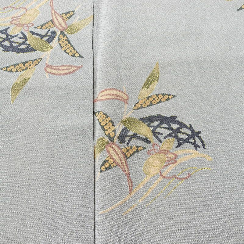 小紋 縮緬 正絹 古典柄 袷仕立て 身丈153.5cm 裄丈63cm リサイクル着物 着物 金彩 グレー_画像6