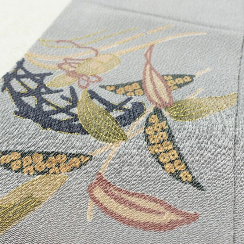 小紋 縮緬 正絹 古典柄 袷仕立て 身丈153.5cm 裄丈63cm リサイクル着物 着物 金彩 グレー_画像8