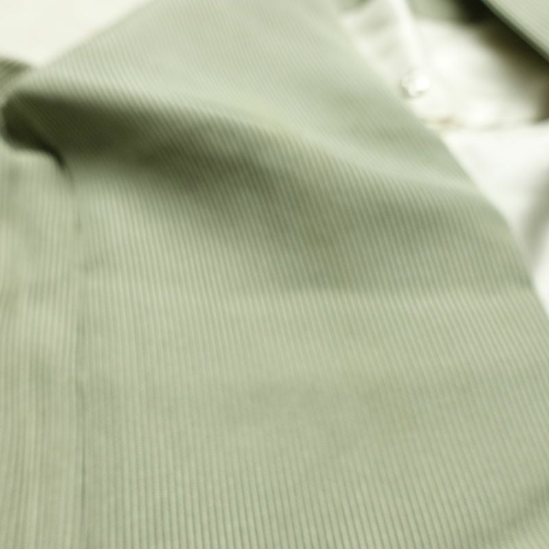 小紋 正絹 縞柄・線柄 袷仕立て 身丈160cm 裄丈67cm リサイクル着物 着物 モダン 緑・うぐいす色_画像17