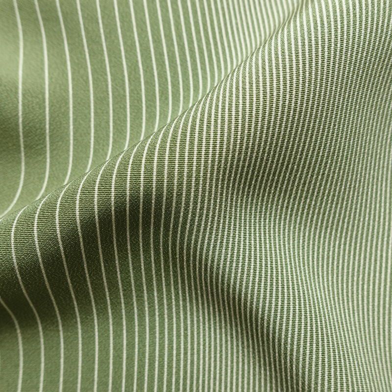 小紋 正絹 縞柄・線柄 袷仕立て 身丈160cm 裄丈67cm リサイクル着物 着物 モダン 緑・うぐいす色_画像21