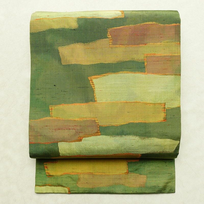 名古屋帯 六通柄 良品 正絹 幾何学柄・抽象柄 名古屋仕立て なごや帯 リサイクル帯 帯 モダン 緑・うぐいす色_画像1