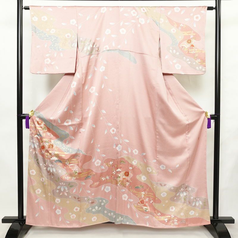 訪問着 美品 しつけ糸付き 金駒刺繍 正絹 花柄 袷仕立て 身丈 訪問着 美品 しつけ糸付き 金駒刺繍 正絹 花柄 袷仕立て 身丈