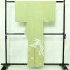 色留袖 良品 落款入り しつけ糸付き 一つ紋付き 正絹 人物・動物柄 袷仕立て 身丈155cm 裄丈63cm リサイクル着物 着物 共八掛 金彩 金糸 結婚式 フォーマル 緑・うぐいす色_画像2