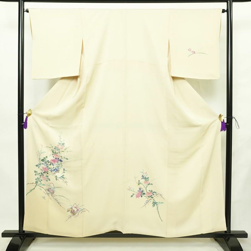 付け下げ 良品 縮緬 正絹 花柄 袷仕立て 身丈157cm 裄丈64.5cm リサイクル着物 着物 入学式 卒業式 七五三 お宮参り フォーマル 上品 クリーム_画像1