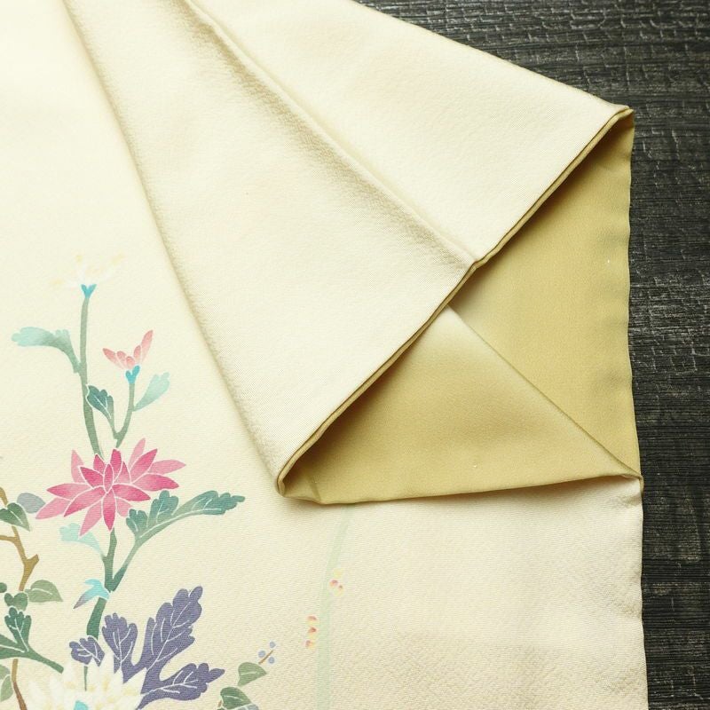 付け下げ 良品 縮緬 正絹 花柄 袷仕立て 身丈157cm 裄丈64.5cm リサイクル着物 着物 入学式 卒業式 七五三 お宮参り フォーマル 上品 クリーム_画像16