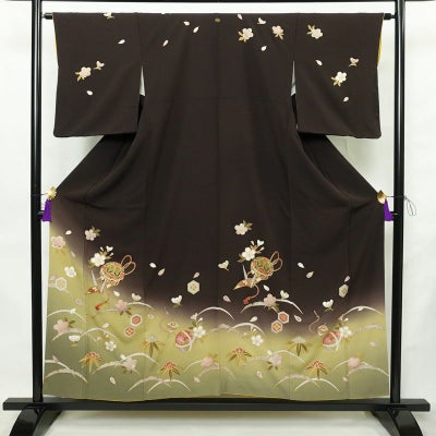 訪問着 縮緬 一つ紋付き 正絹 古典柄 袷仕立て 身丈154cm 裄丈63cm リサイクル着物 着物 箔 金彩 入学式 卒業式 七五三 お宮参り フォーマル 桜 茶