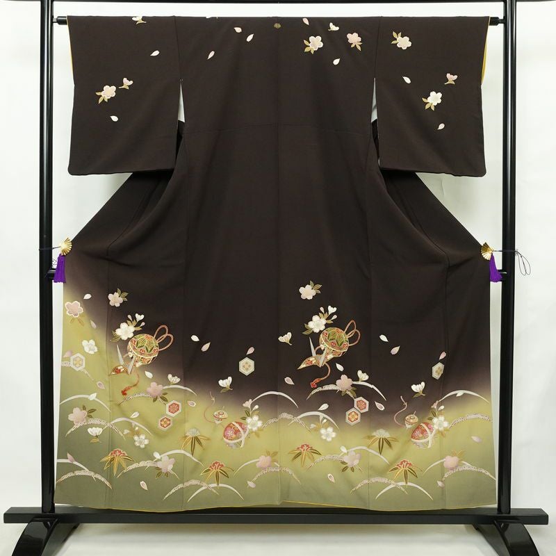 訪問着 縮緬 一つ紋付き 正絹 古典柄 袷仕立て 身丈154cm 裄丈63cm リサイクル着物 着物 箔 金彩 入学式 卒業式 七五三 お宮参り フォーマル 桜 茶_画像1