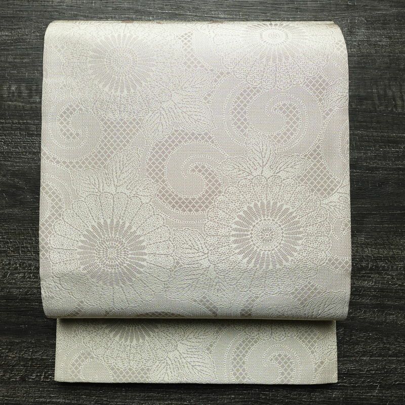 袋帯 人間国宝 中村勇二郎 古代菊 献上絵図 全通柄 良品 フォーマル用 正絹 花柄 リサイクル帯 帯 入学式 卒業式 七五三 パーティー お宮参り フォーマル 菊 ベージュ_画像1