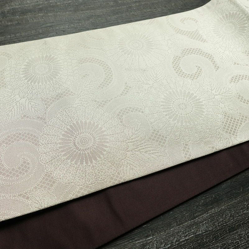 袋帯 人間国宝 中村勇二郎 古代菊 献上絵図 全通柄 良品 フォーマル用 正絹 花柄 リサイクル帯 帯 入学式 卒業式 七五三 パーティー お宮参り フォーマル 菊 ベージュ_画像11