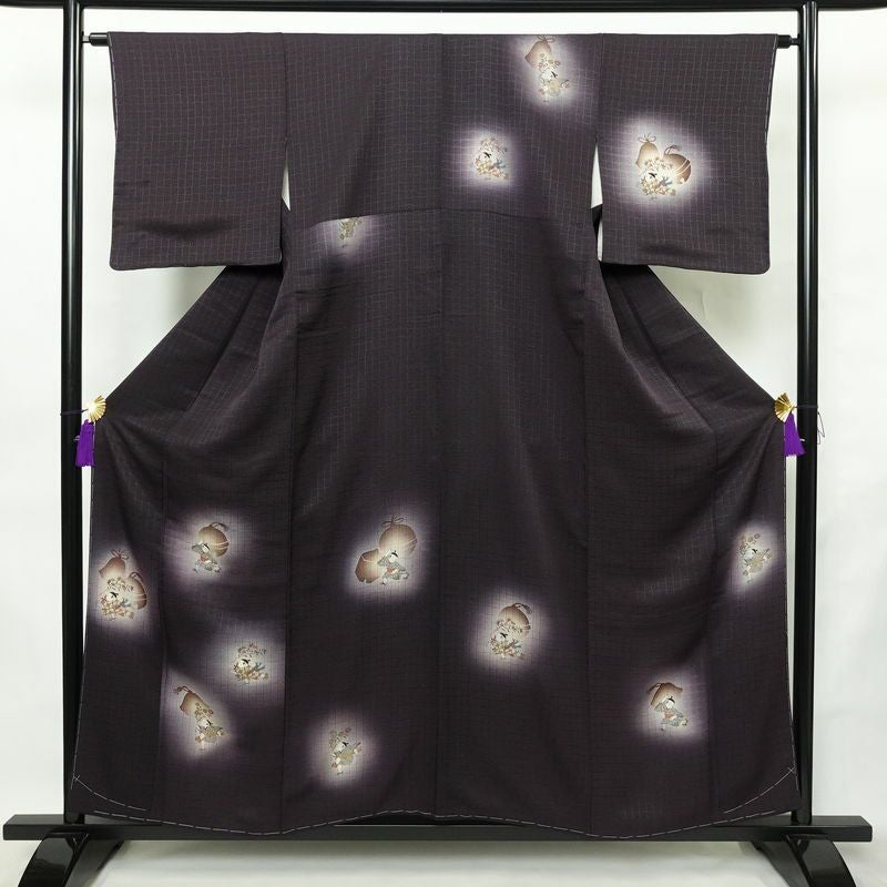 付け下げ 良品 しつけ糸付き 正絹 人物・動物柄 袷仕立て 身丈156cm 裄丈64cm リサイクル着物 着物 金彩 シンプル 紫・藤色_画像1