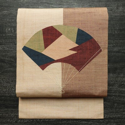 名古屋帯 太鼓柄 相良刺繍 正絹 古典柄 名古屋仕立て なごや帯 リサイクル帯 帯 刺繍 扇子 ベージュ