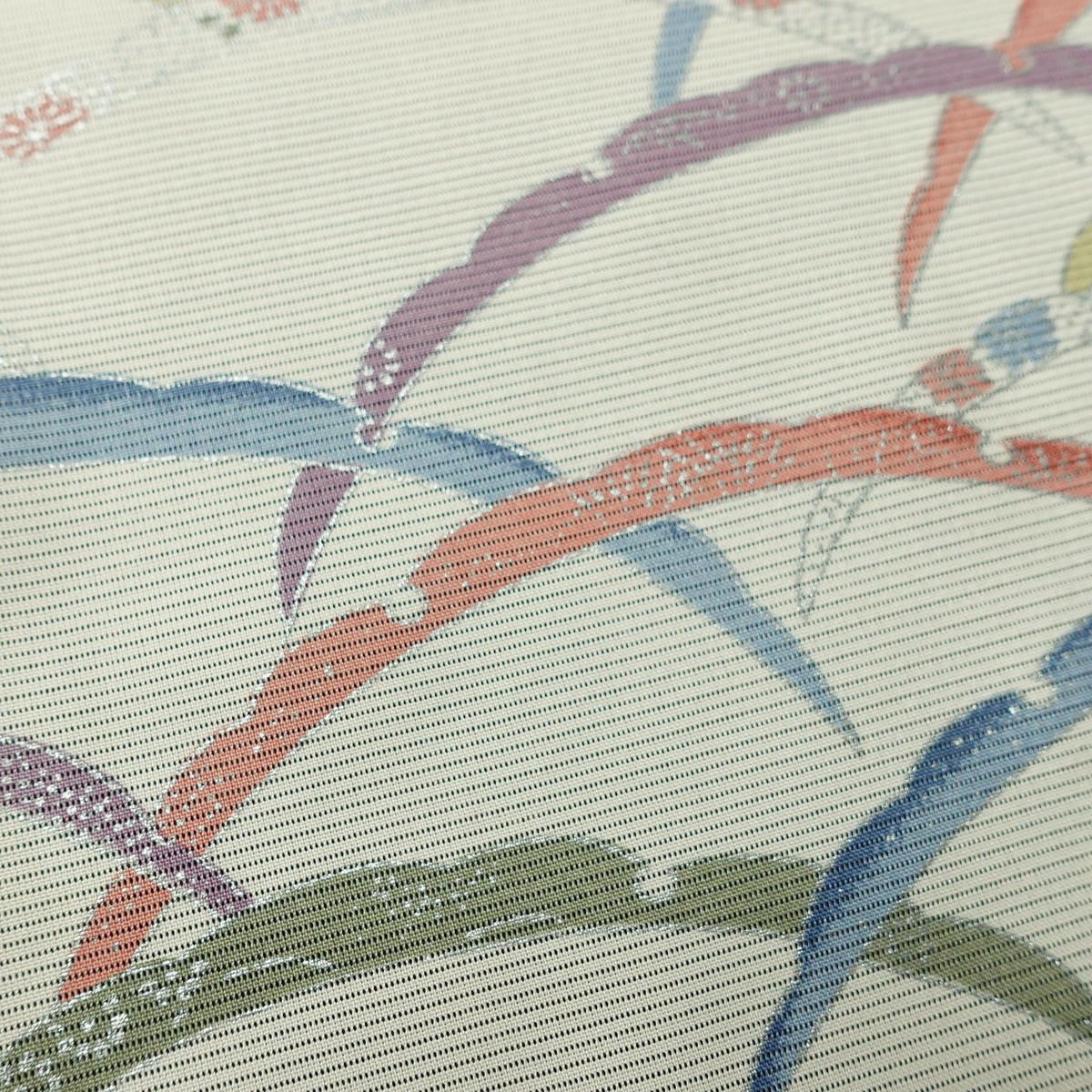 盛夏 付下 絽 良品 夏用 ポリエステル 木の葉・植物柄 単衣仕立て 身丈161.5cm 裄丈66cm リサイクル着物 着物 銀彩 フォーマル ピンク_画像10