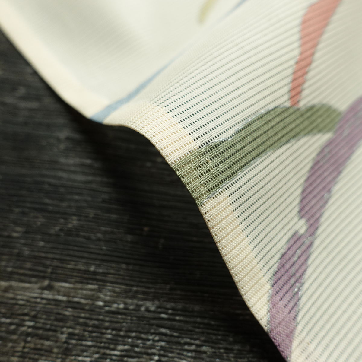 盛夏 付下 絽 良品 夏用 ポリエステル 木の葉・植物柄 単衣仕立て 身丈161.5cm 裄丈66cm リサイクル着物 着物 銀彩 フォーマル ピンク_画像22