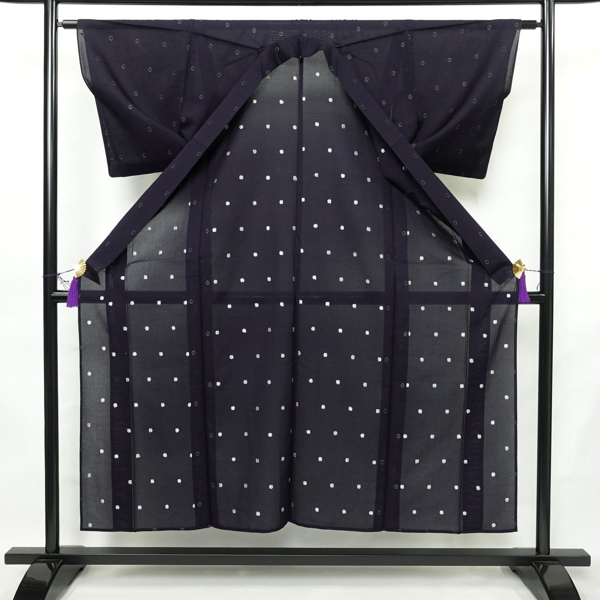 盛夏 良品 夏用 バチ衿仕立て 正絹 その他の柄 単衣仕立て 身丈151.5cm 裄丈62cm リサイクル着物 着物 青・紺_画像3