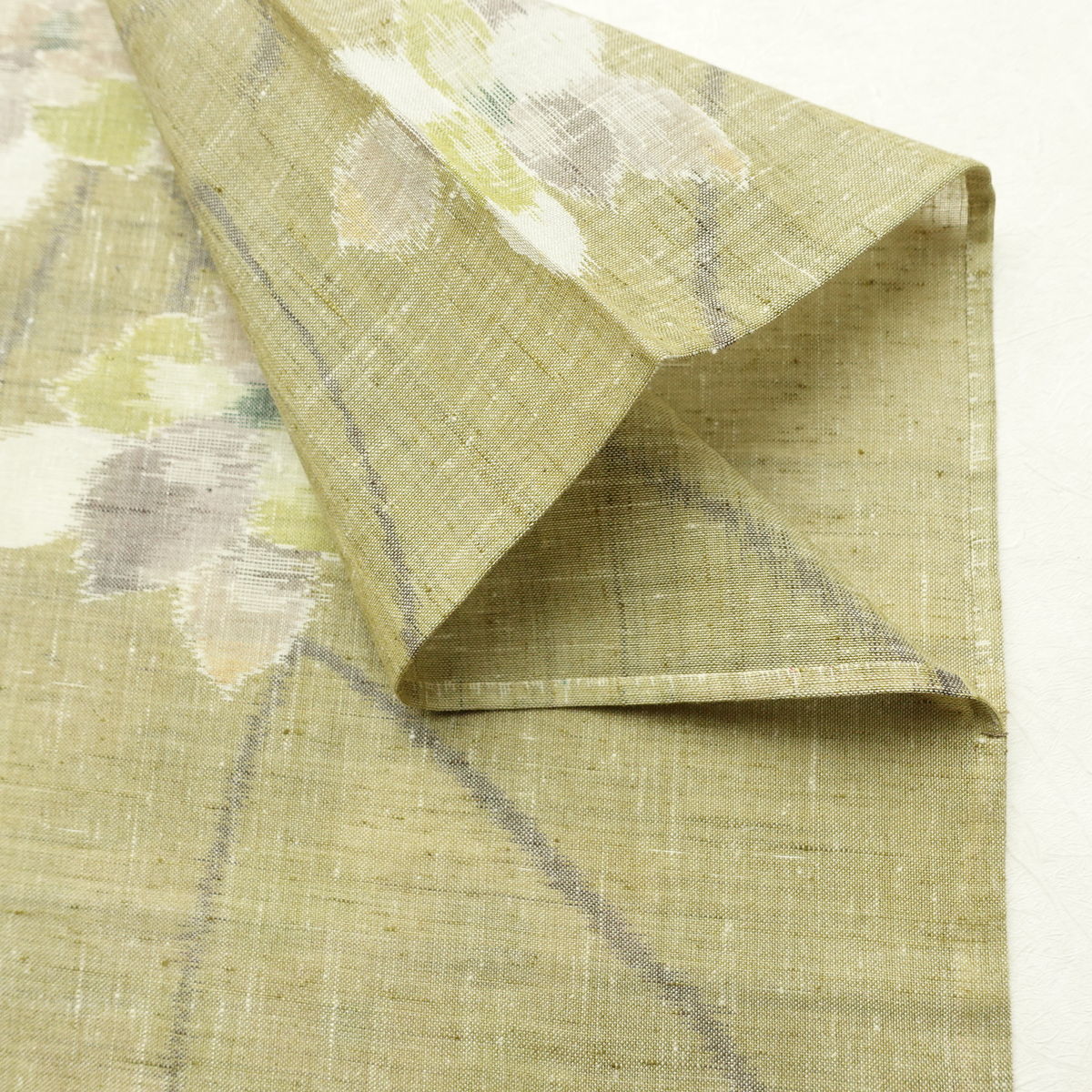 盛夏 紬 夏用 バチ衿仕立て 正絹 花柄 単衣仕立て 身丈153cm 裄丈62cm リサイクル着物 着物 黄・黄土色_画像17