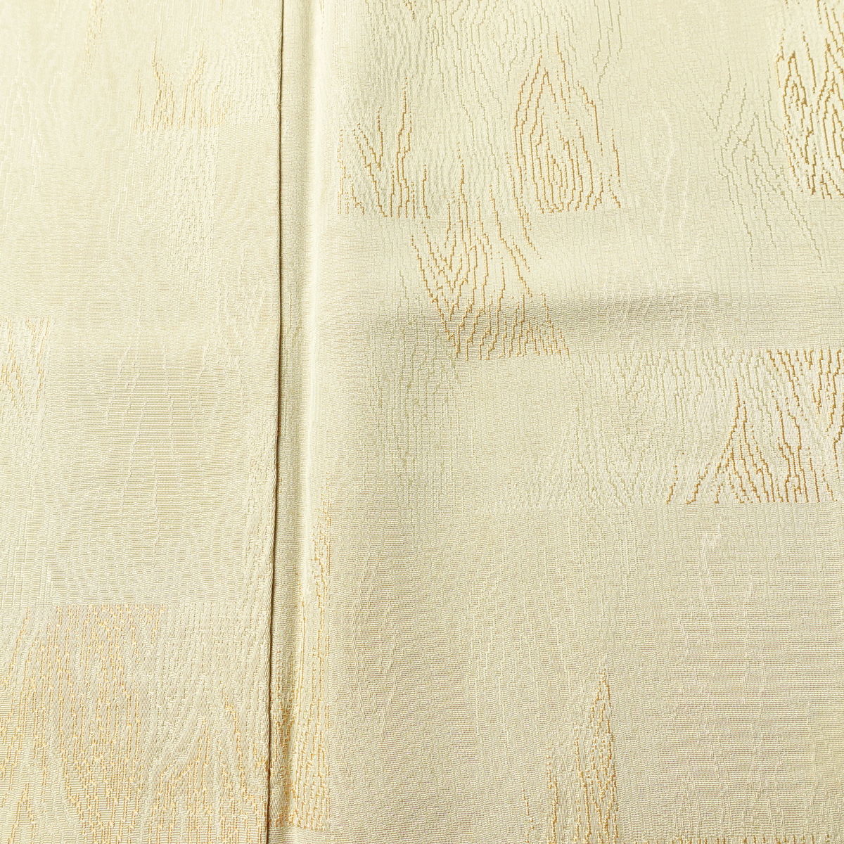 小紋 良品 一つ紋付き 正絹 幾何学柄・抽象柄 袷仕立て 身丈154cm 裄丈65cm リサイクル着物 着物 ベージュ_画像6