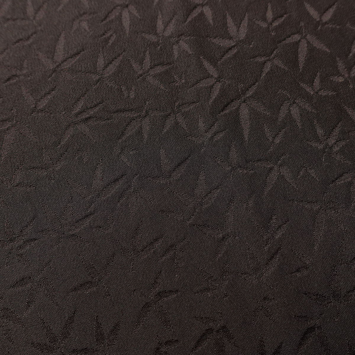 色無地 一つ紋付き 正絹 木の葉・植物柄 袷仕立て 身丈147cm 裄丈60.5cm リサイクル着物 着物 お茶会 フォーマル 茶_画像8