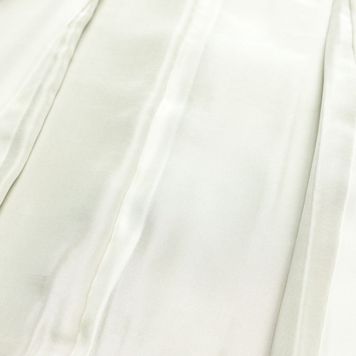 訪問着 良品 しつけ糸付き 一つ紋付き 正絹 木の葉・植物柄 袷仕立て 身丈160cm 裄丈63cm リサイクル着物 着物 刺繍 箔 共八掛 入学式 卒業式 七五三 お宮参り フォーマル 松 ベージュ_画像21