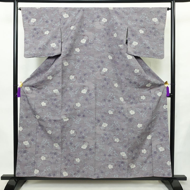 紬 良品 正絹 花柄 袷仕立て 身丈159cm 裄丈64.5cm リサイクル着物 着物 紫・藤色_画像1