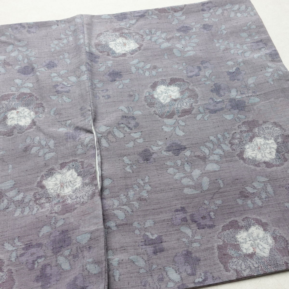紬 良品 正絹 花柄 袷仕立て 身丈159cm 裄丈64.5cm リサイクル着物 着物 紫・藤色_画像13
