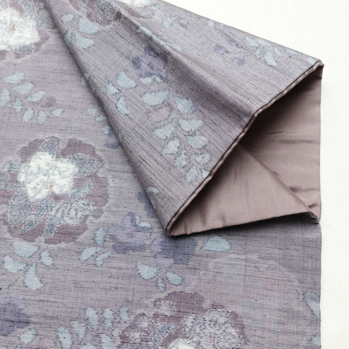 紬 良品 正絹 花柄 袷仕立て 身丈159cm 裄丈64.5cm リサイクル着物 着物 紫・藤色_画像14