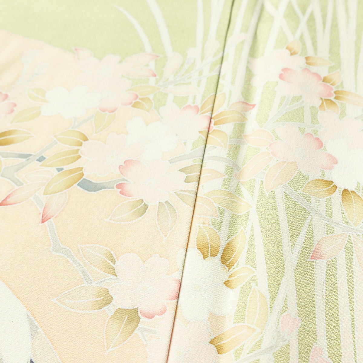 訪問着 正絹 花柄 袷仕立て 身丈169cm 裄丈70cm リサイクル着物 着物 入学式 卒業式 七五三 お宮参り フォーマル 上品 扇面 緑・うぐいす色_画像9