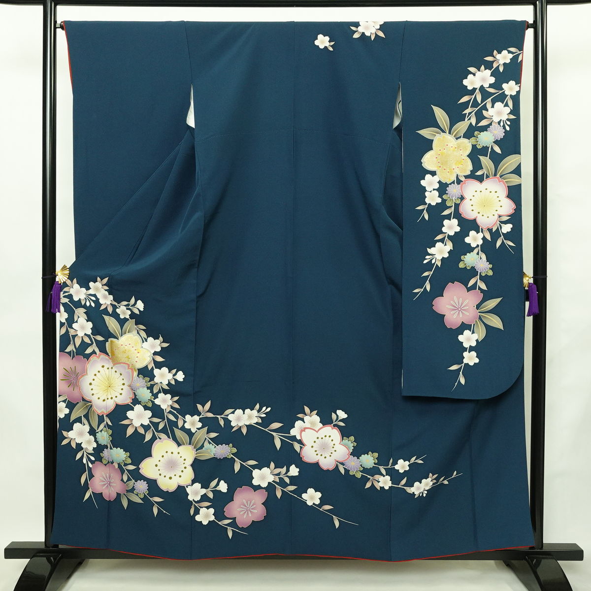 振袖 着物 袷 ネイビー 成人式 結婚式 正絹 裄68.5 Ｌ 中古 sn48 振袖 袷 着物 金通し 金彩加工 ダークネイビー 桜 桜丸文 正絹 結婚式