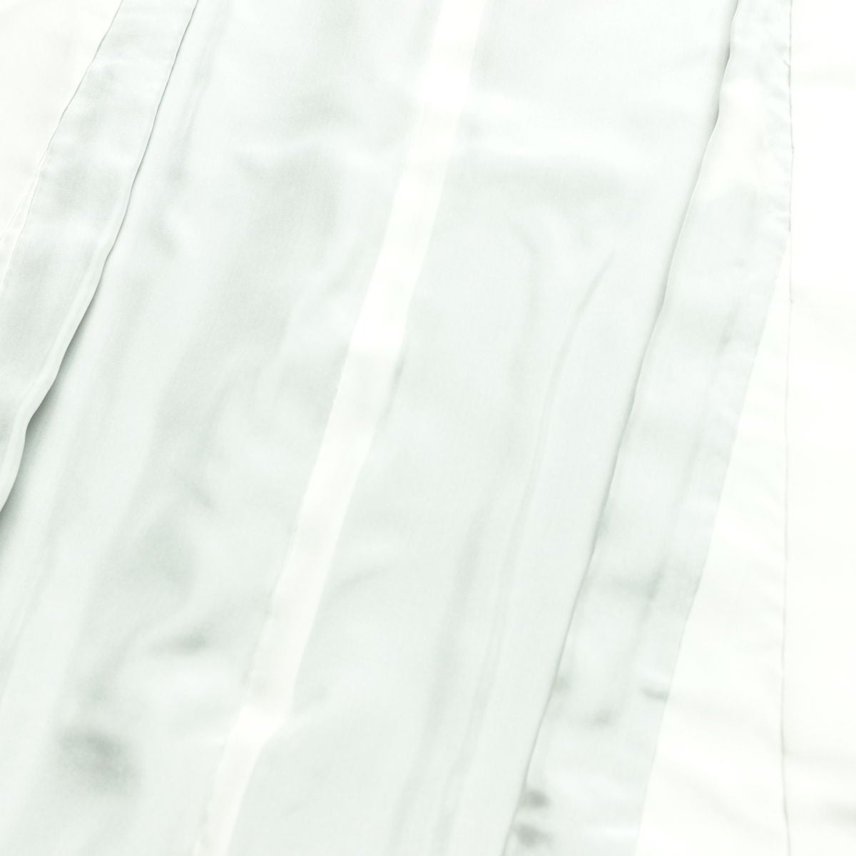 振袖 良品 縮緬 金駒刺繍 正絹 花柄 袷仕立て 身丈158cm 裄丈65cm リサイクル着物 着物 箔 金彩 成人式 二十歳 二十歳の集い フォーマル 菊 桜 青・紺_画像21