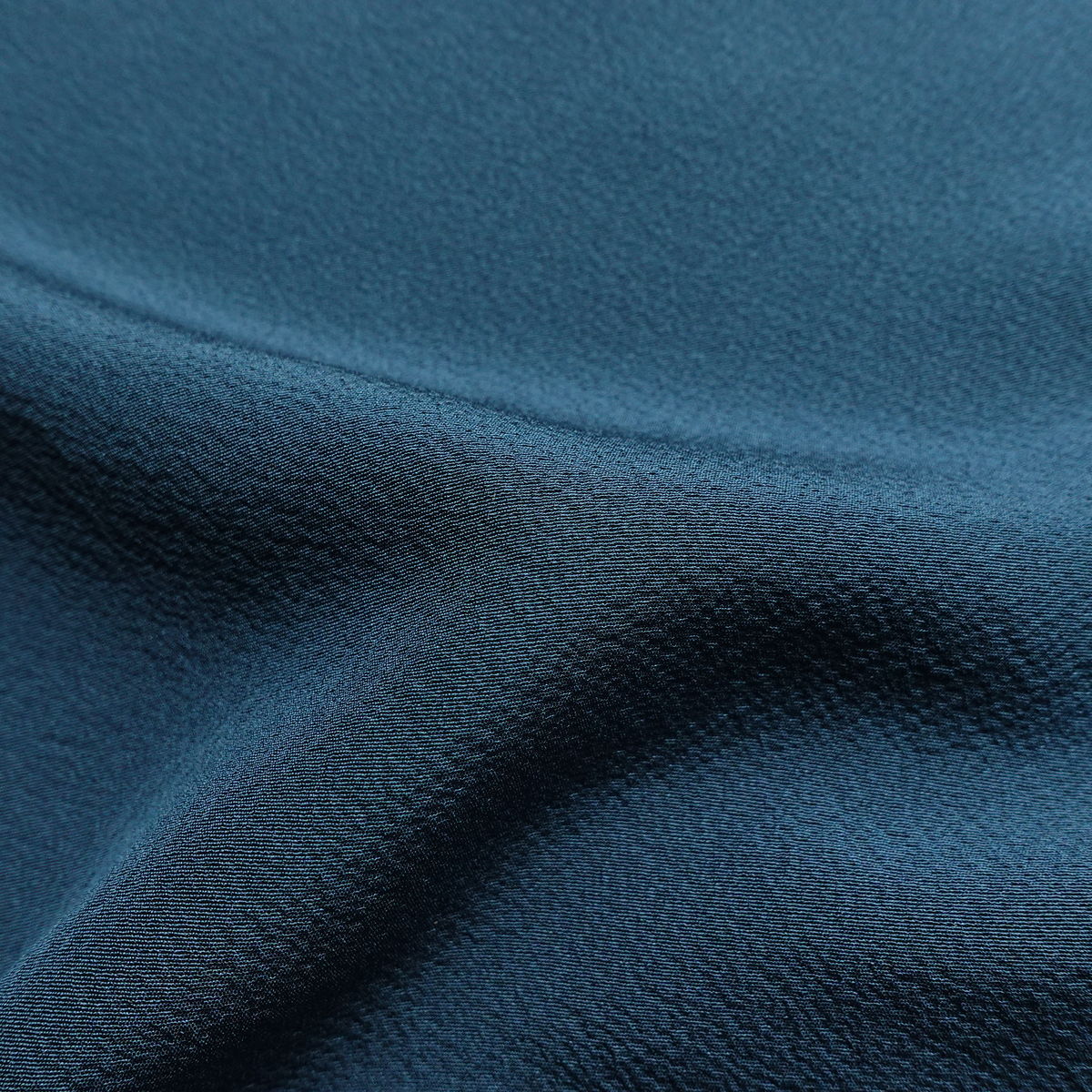 振袖 良品 縮緬 金駒刺繍 正絹 花柄 袷仕立て 身丈158cm 裄丈65cm リサイクル着物 着物 箔 金彩 成人式 二十歳 二十歳の集い フォーマル 菊 桜 青・紺_画像23