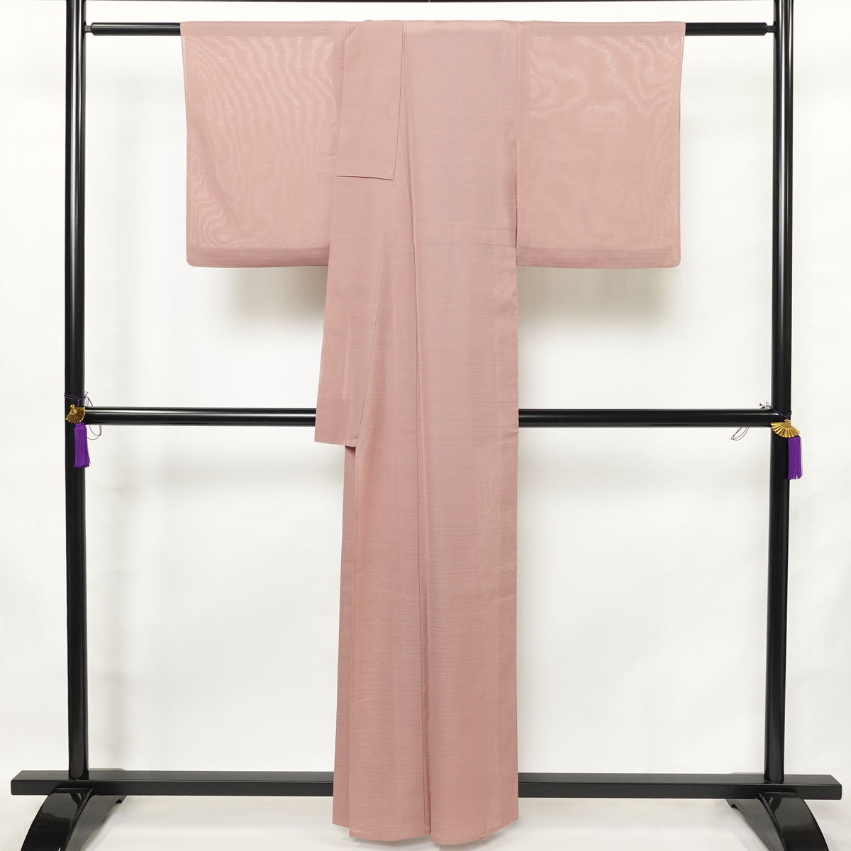 盛夏 色無地 正絹 無地 単衣仕立て 身丈158.5cm 裄丈63.5cm リサイクル着物 夏用 着物 フォーマル ピンク_画像2