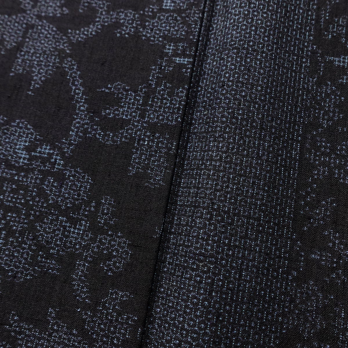 紬 良品 正絹 木の葉・植物柄 袷仕立て 身丈160.5cm 裄丈66cm リサイクル着物 着物 青・紺_画像12