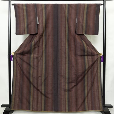 紬 良品 正絹 縞柄・線柄 袷仕立て 身丈166.5cm 裄丈63.5cm リサイクル着物 着物 紫・藤色