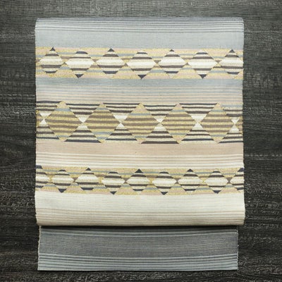 名古屋帯 太鼓柄 正絹 幾何学柄・抽象柄 松葉仕立て なごや帯 リサイクル帯 帯 金糸 モダン 多色使い