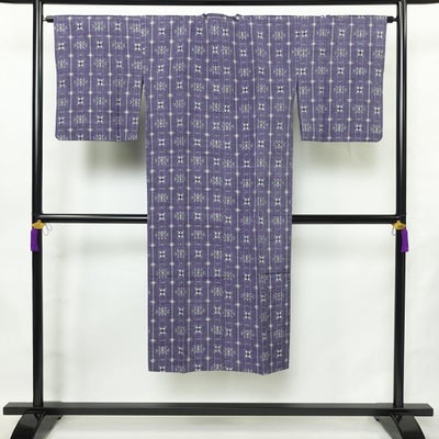 道行コート 美品 正絹 縞柄・線柄 身丈135.5cm 裄丈65.5cm リサイクル着物 着物 紬地 紫・藤色