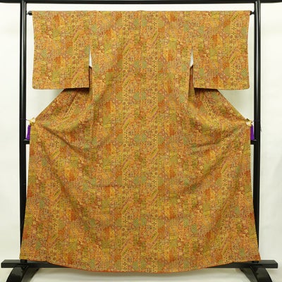 小紋 しつけ糸付き 総柄 正絹 花柄 袷仕立て 身丈161.5cm 裄丈64cm リサイクル着物 着物 黄・黄土色