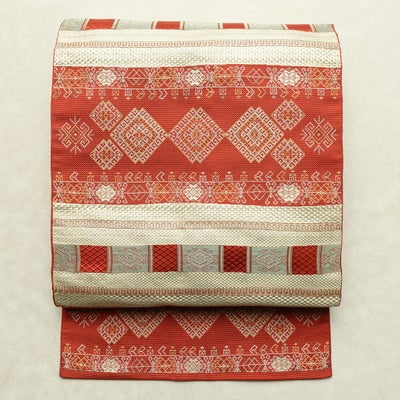 名古屋帯 六通柄 正絹 幾何学柄・抽象柄 松葉仕立て なごや帯 リサイクル帯 帯 赤・朱