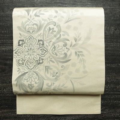 名古屋帯 太鼓柄 良品 正絹 木の葉・植物柄 名古屋仕立て なごや帯 リサイクル帯 帯 白