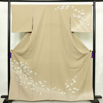 訪問着 落款入り 一つ紋付き 正絹 花柄 袷仕立て 身丈162.5cm 裄丈66cm リサイクル着物 着物 共八掛 入学式 卒業式 七五三 お宮参り フォーマル 上品 ベージュ
