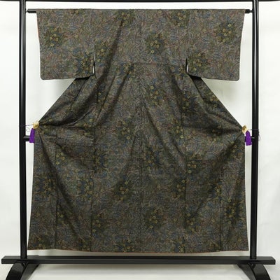 紬 正絹 木の葉・植物柄 袷仕立て 身丈154cm 裄丈62.5cm リサイクル着物 着物 多色使い