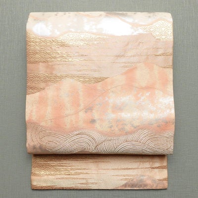 名古屋帯 六通柄 美品 正絹 流水・波柄 名古屋仕立て なごや帯 リサイクル帯 帯 箔 ピンク